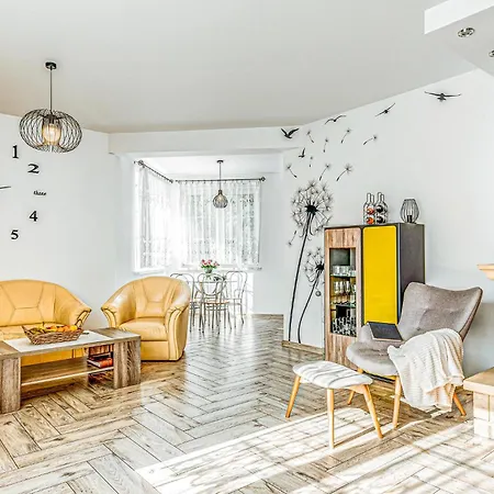 5 Bedroom Stunning In Nyaraló Grzybowo